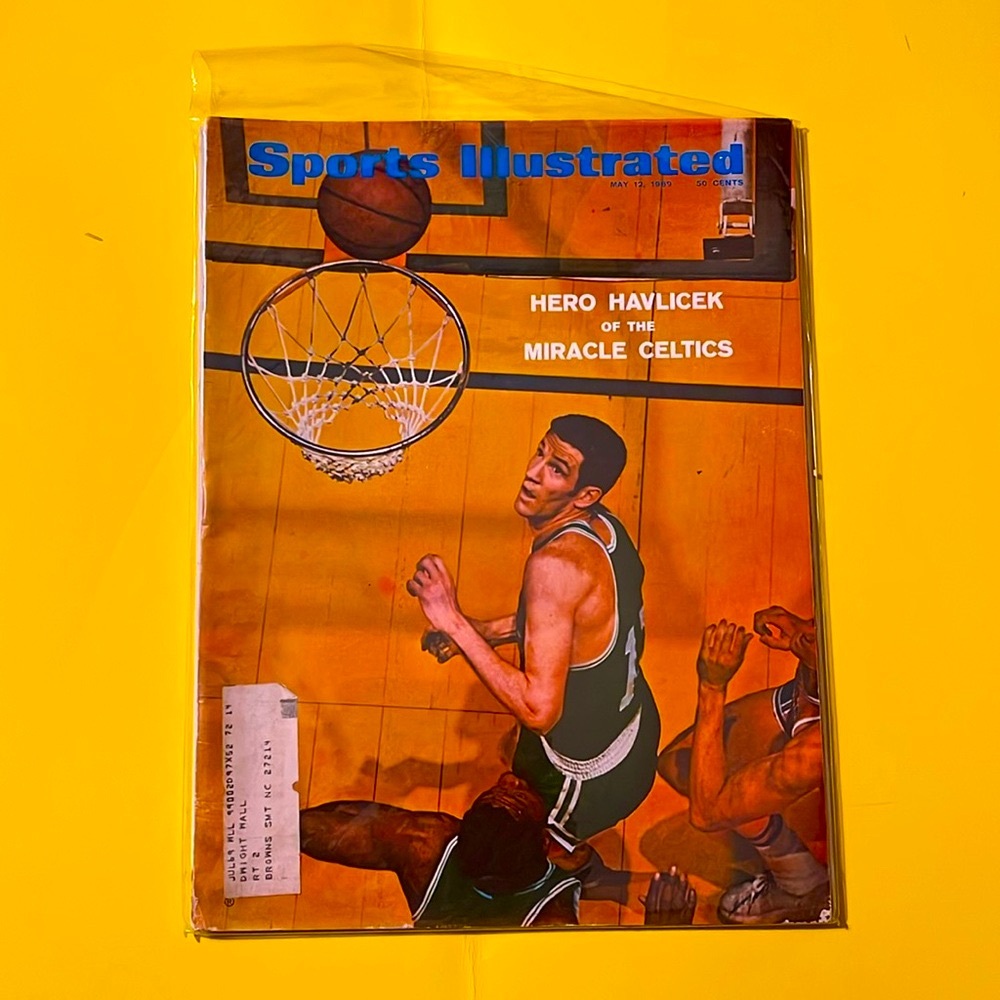 Vintage Sports Illustrated Magazine 1969 - Hero Havlicek Cover